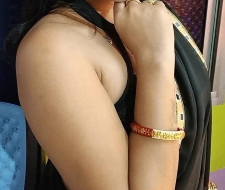 priyanka-hot from stripchat