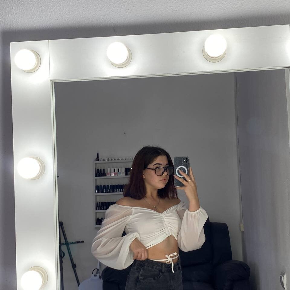 LauraMoraless profile