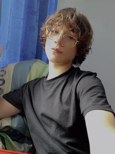 Max_lover1 - Stripchat Lovense Best Blowjob Boy 
