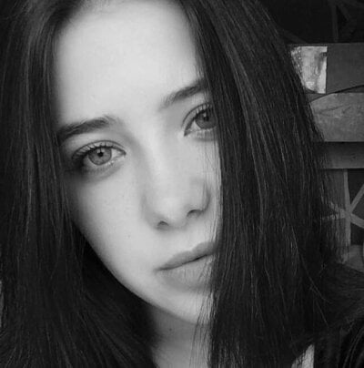 EmmyMartinf 💑 free live webcam