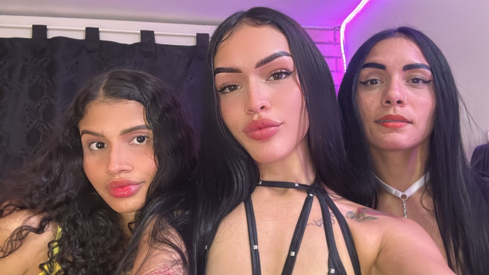 sisters_paradise_party