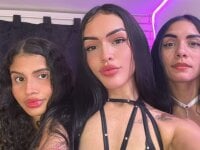 sisters_paradise_party's Live Sex Cam Show