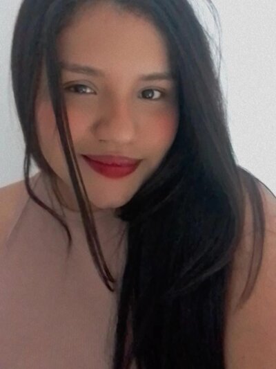 elivecams.com maddie_joness livesex profile in ethnicityebony cams