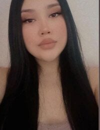 delicious_ariana Offline XXX-Chat