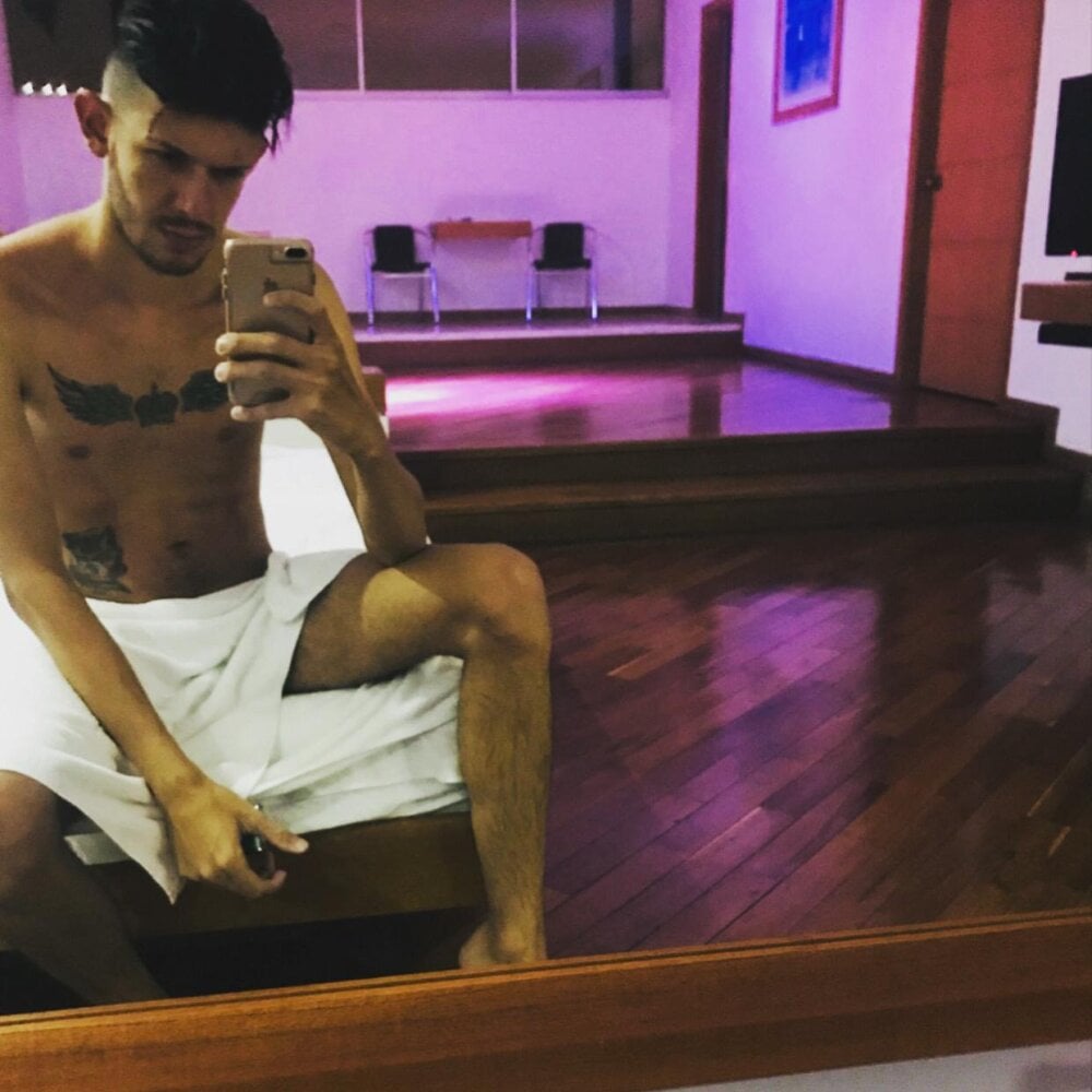 max_tayloor profile
