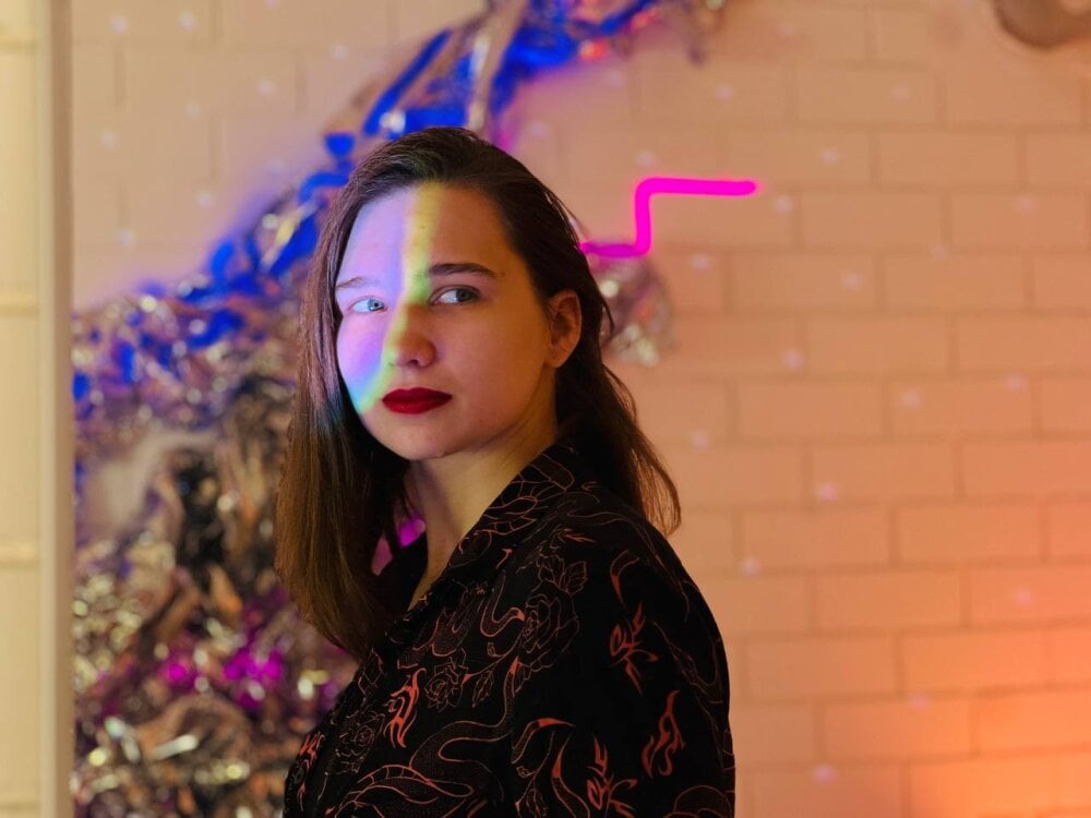 TessaMill's Offline XXX Chat