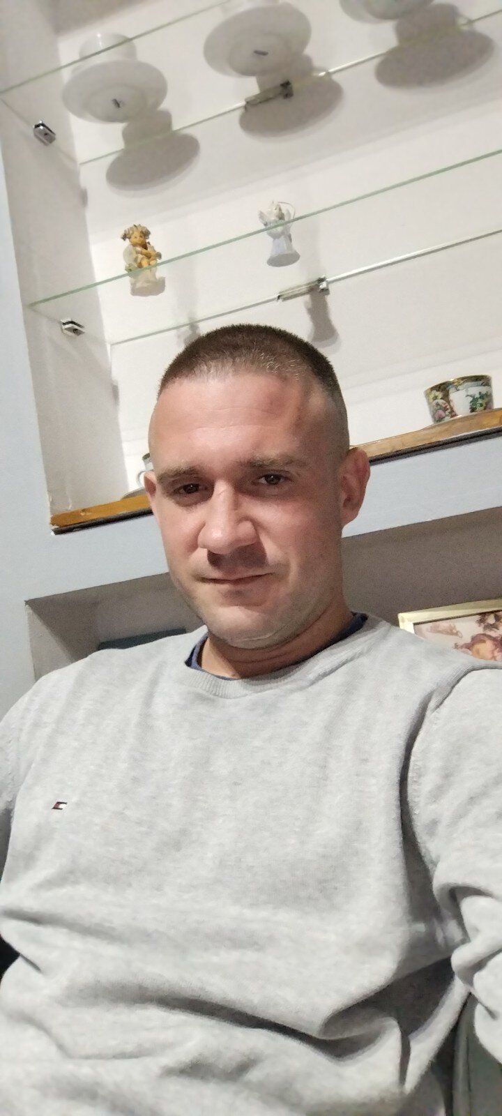 aroj95