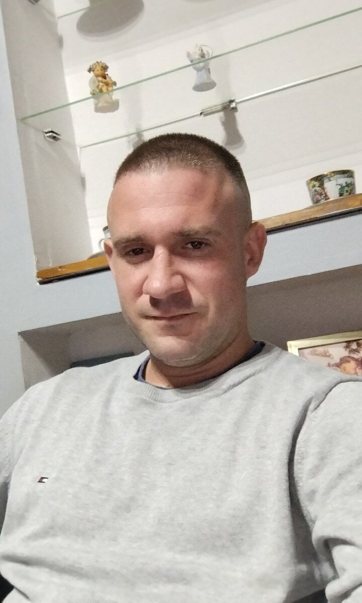 aroj95