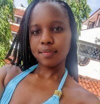 boobiana221's Offline Chat Room