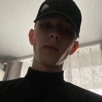 suicdemask's webcam live show