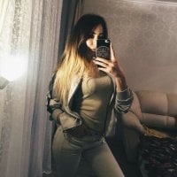 SandraLuk's Offline Chat Room