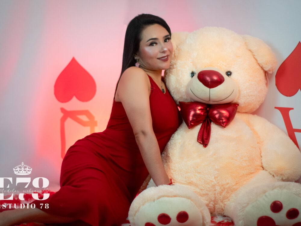 tiara_rr webcam livesex profile in latino-americaq cams