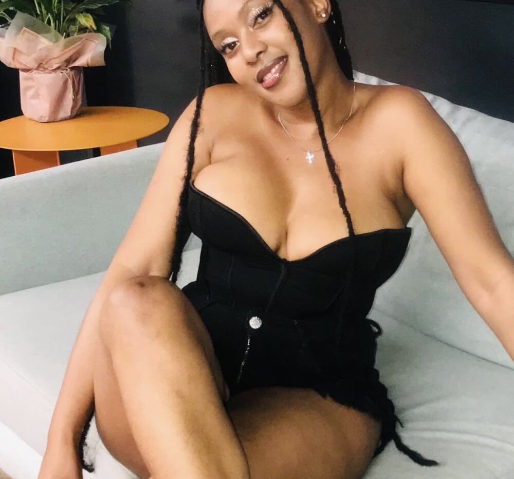 BarbieDollBoobz profile