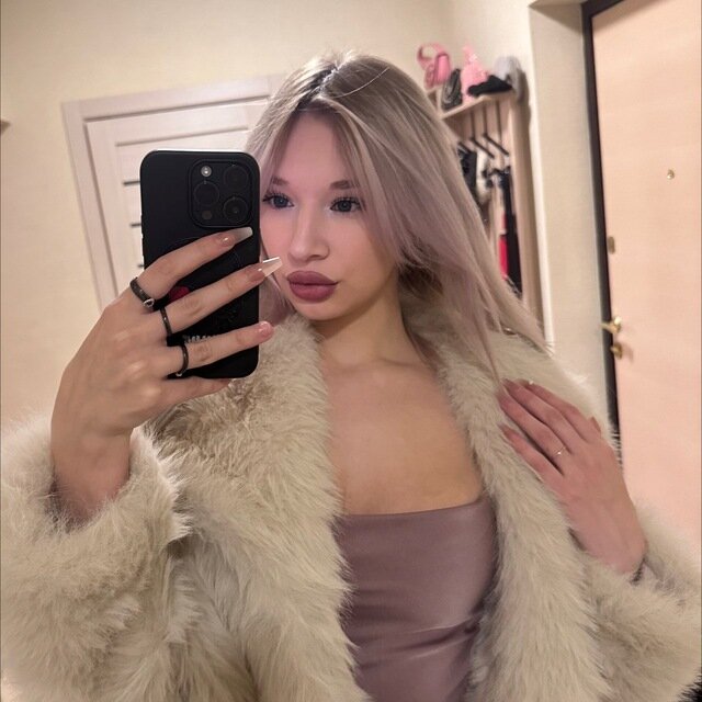 iluvcams.com mistyxnight livesex profile in caucasian cams