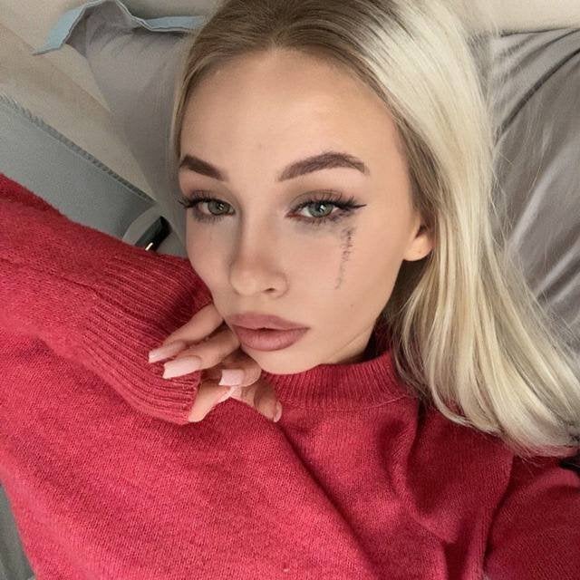 vikkykitty 😋 free sex chat