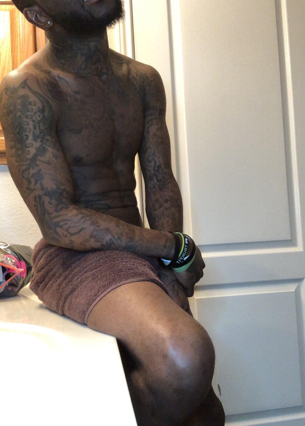 iBreakHeartz profile