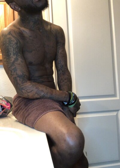 ibreakheartz from stripchat