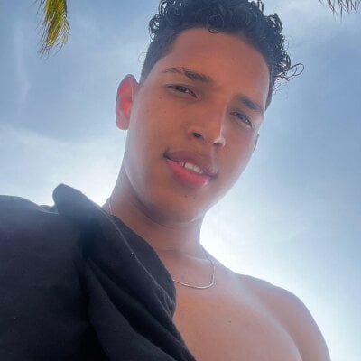 Camon0520 Male Handjob Naked Webcam