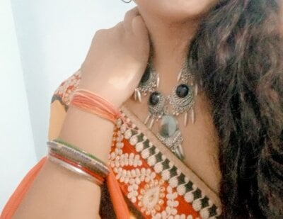 Cute_Ruhi99 - big tits indian