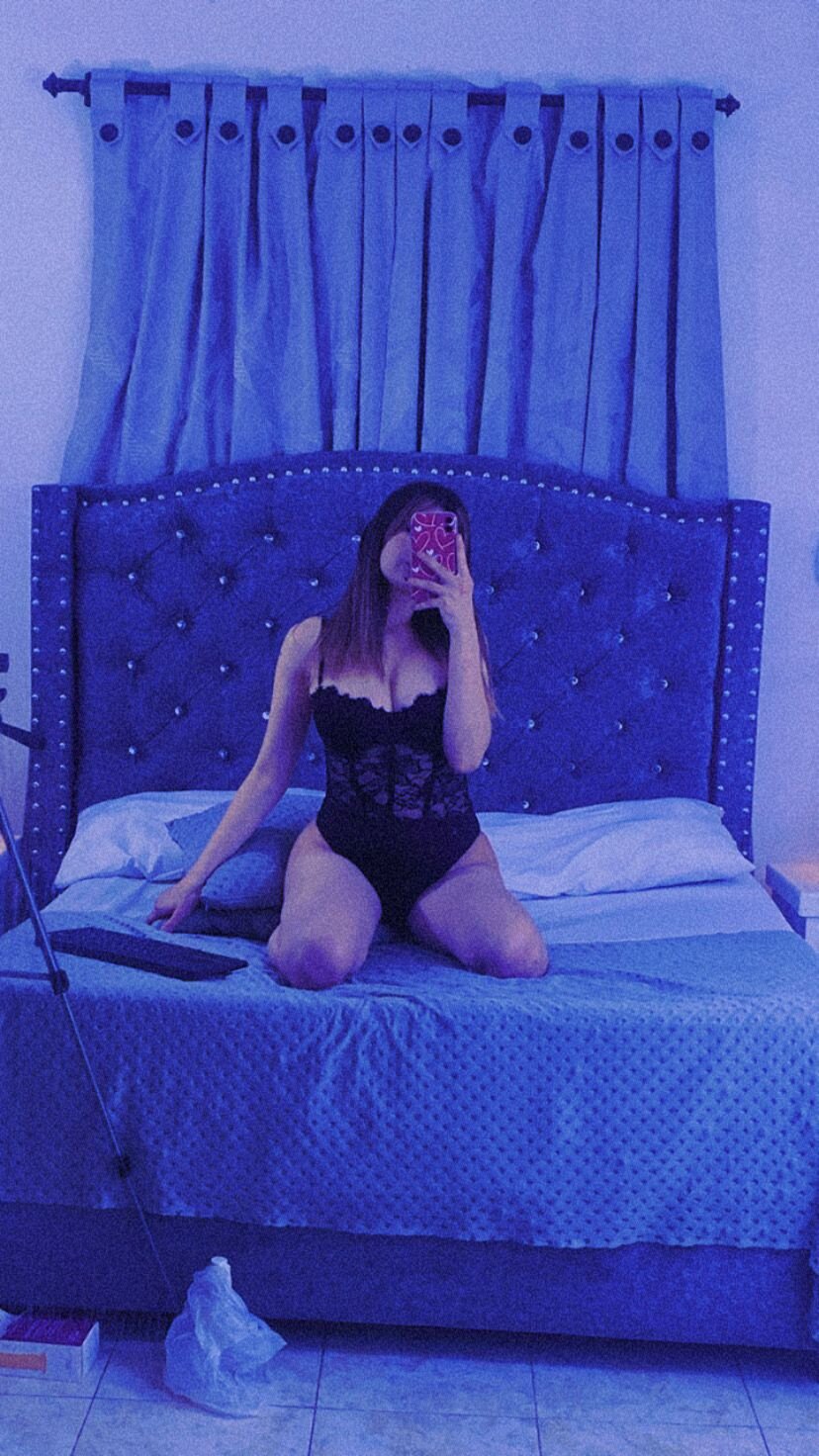 IsabellaJ_