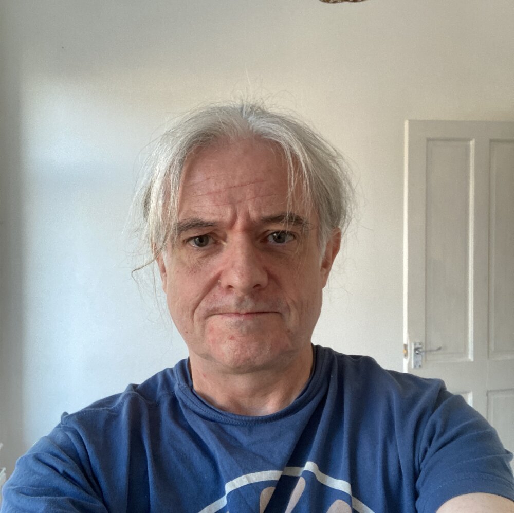 pauloldh's Offline XXX Chat