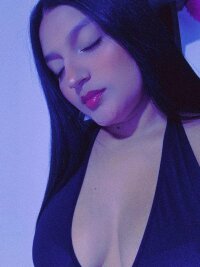 skarleth_l's Offline XXX Chat