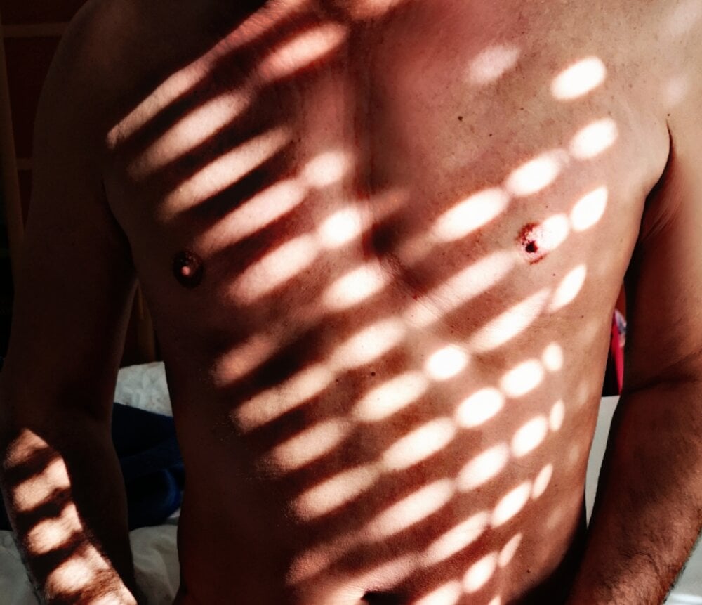 tommytom76 from stripchat