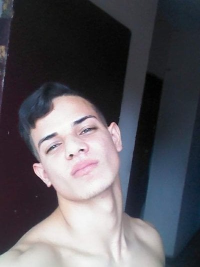 Profile and Statistics for hugo_19cm on StripChat