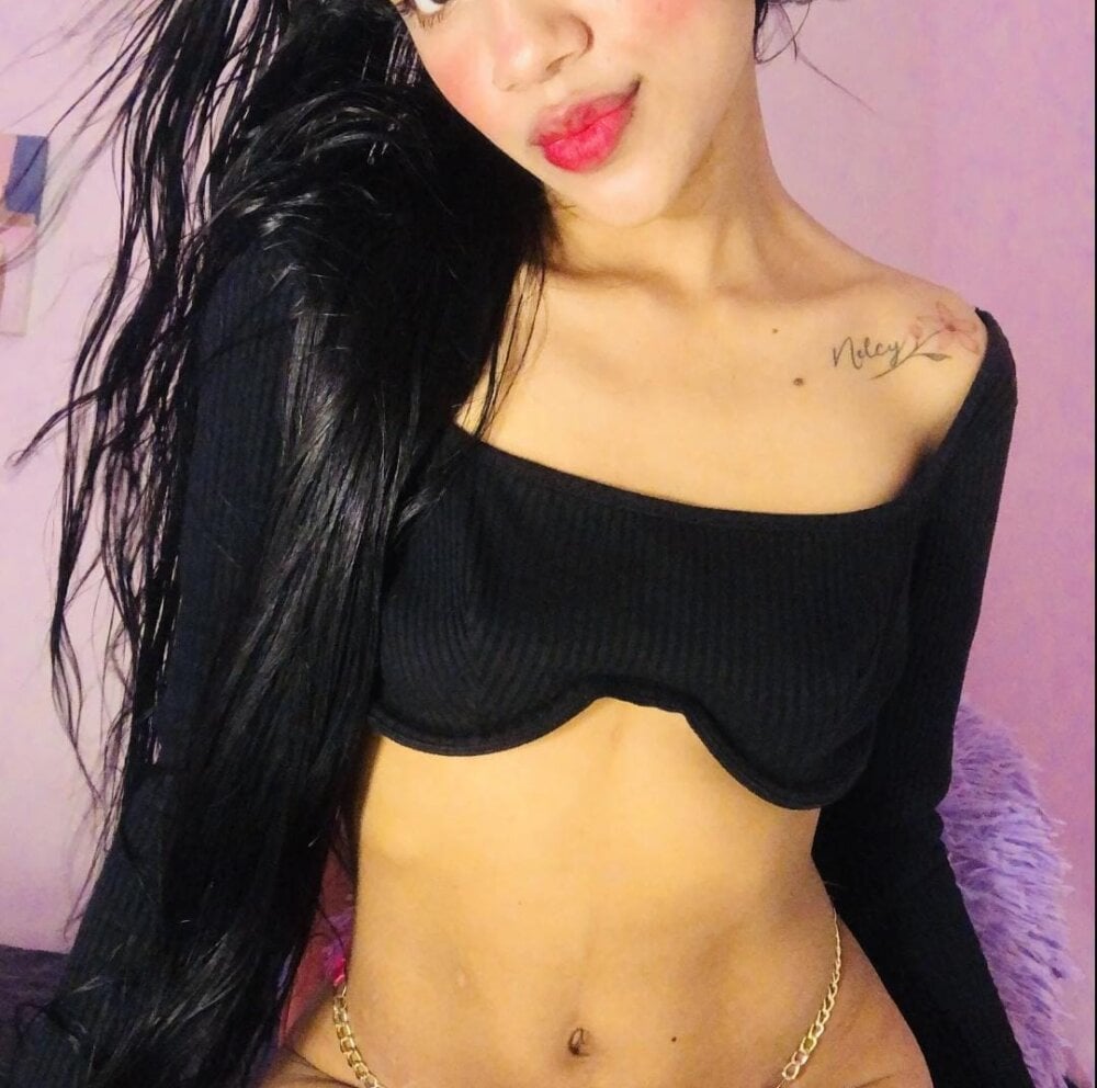 violeta_18x from stripchat