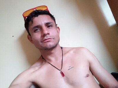 Baztian24cm - Stripchat Cam2cam Eroticdance Young Boy 