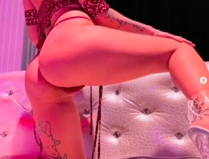 charlinesquirts