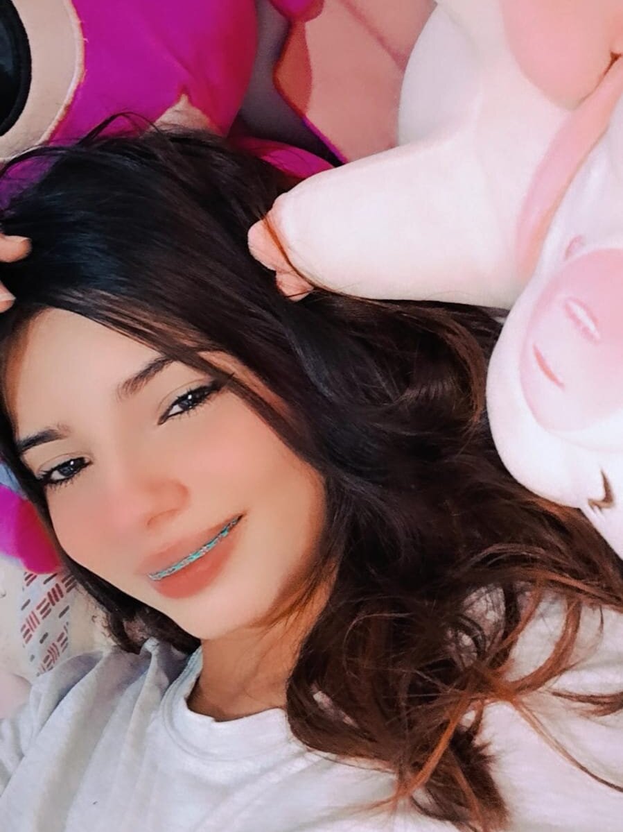 Live sex webcam photo for chelsey01_ #289526876