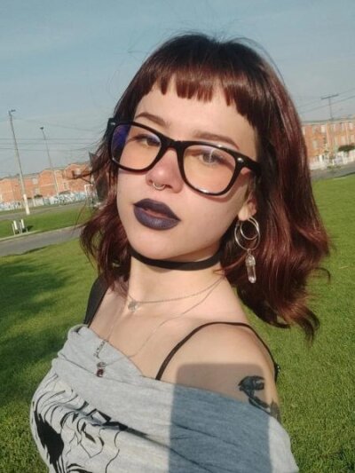 mont_red from stripchat