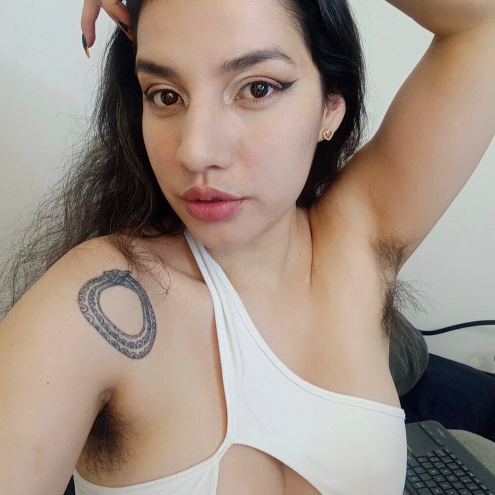 carmesix's Offline XXX Chat