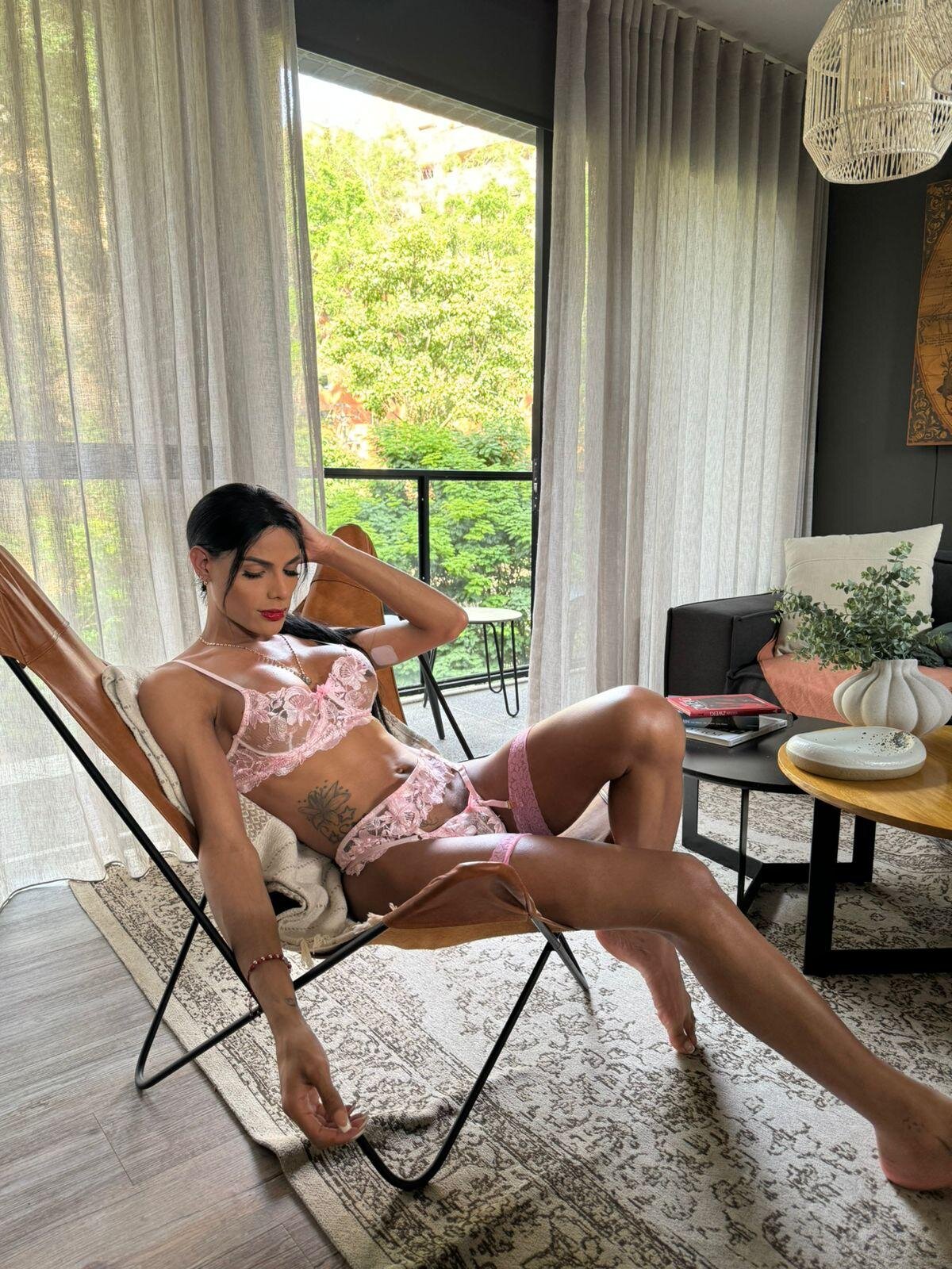 STEFANYA_DOMI