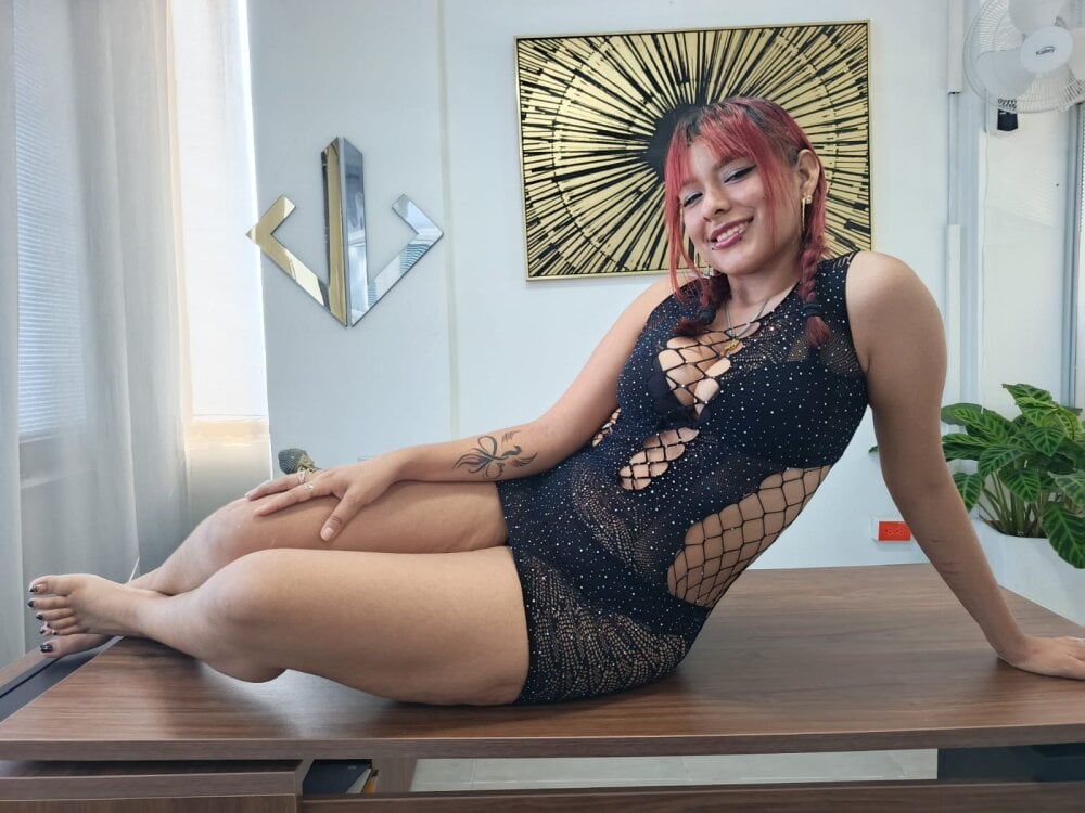 elivecams.com megan_parkss livesex profile in if-youre-really-interested cams