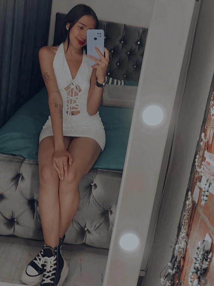 nicole_sam_t_