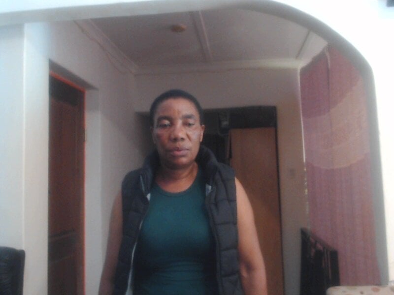 sexcam3d.net 34bmilf livesex profile in land-of-good-girls cams