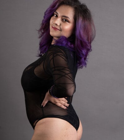 Kiara_Cruz__