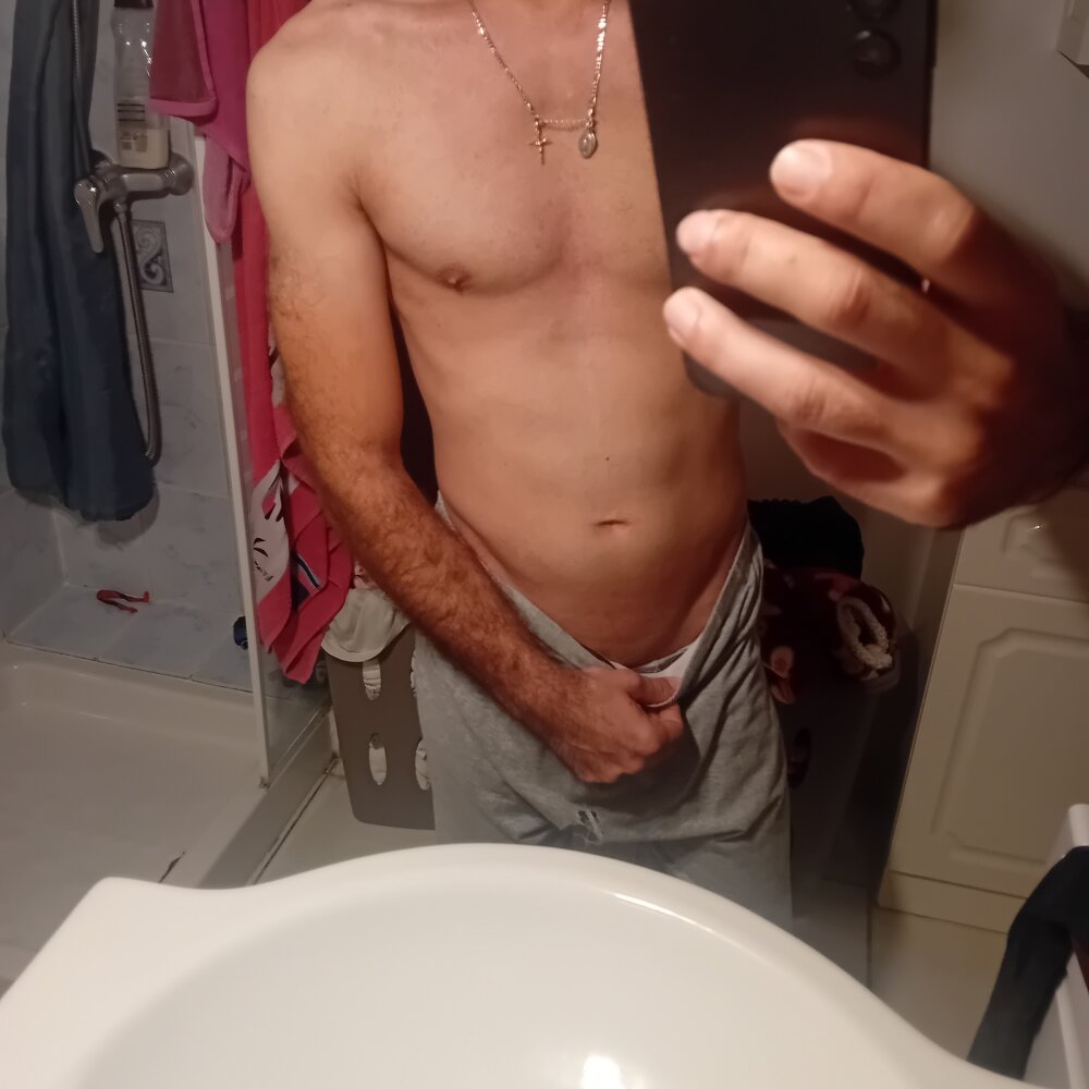 sexymanshow2000 profile