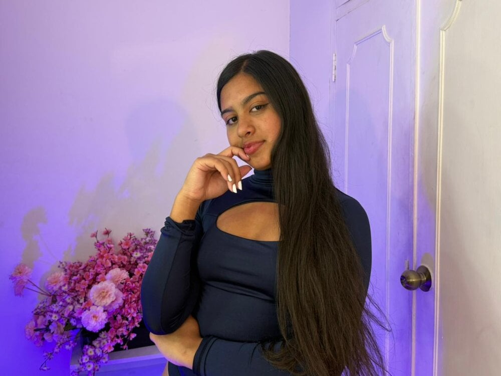 pornos.live catalinamoretti livesex profile in granny cams