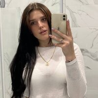 elisefruity's Offline XXX Chat