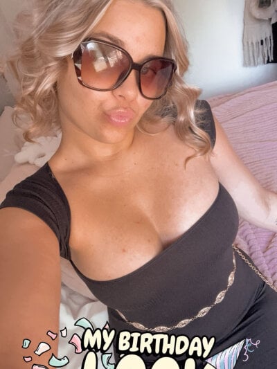 Nicoletemptation Female Hd Live Webcam Adult