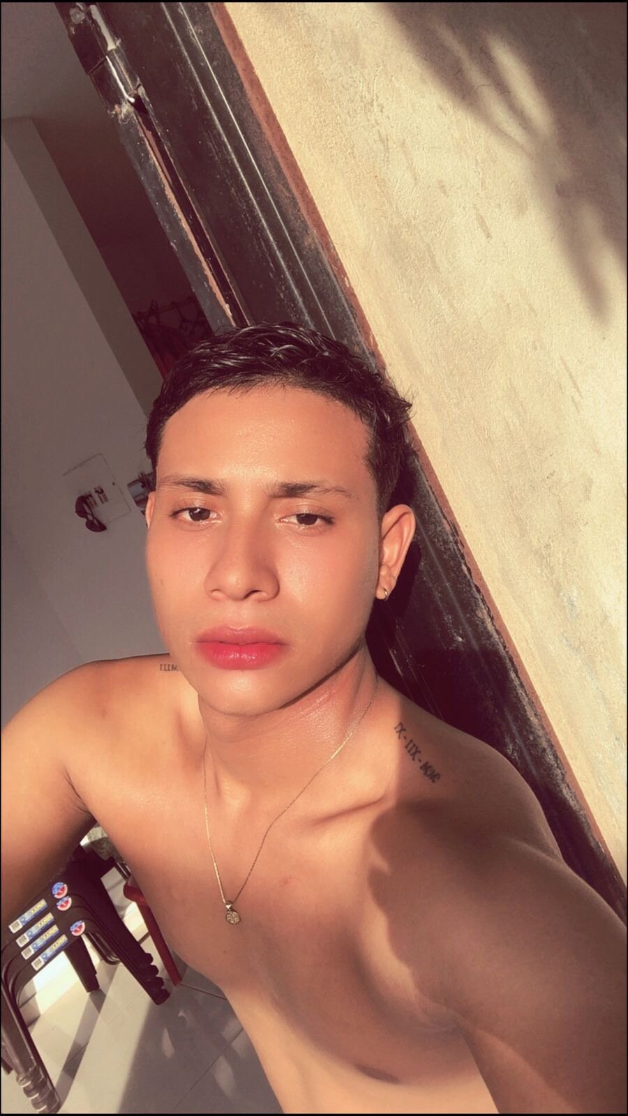 Max_hot2