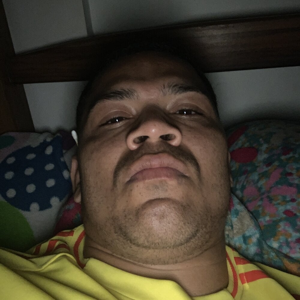 yoel1010 from stripchat