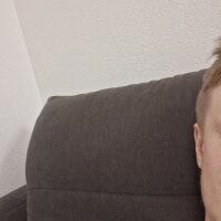 Snakez's webcam live show