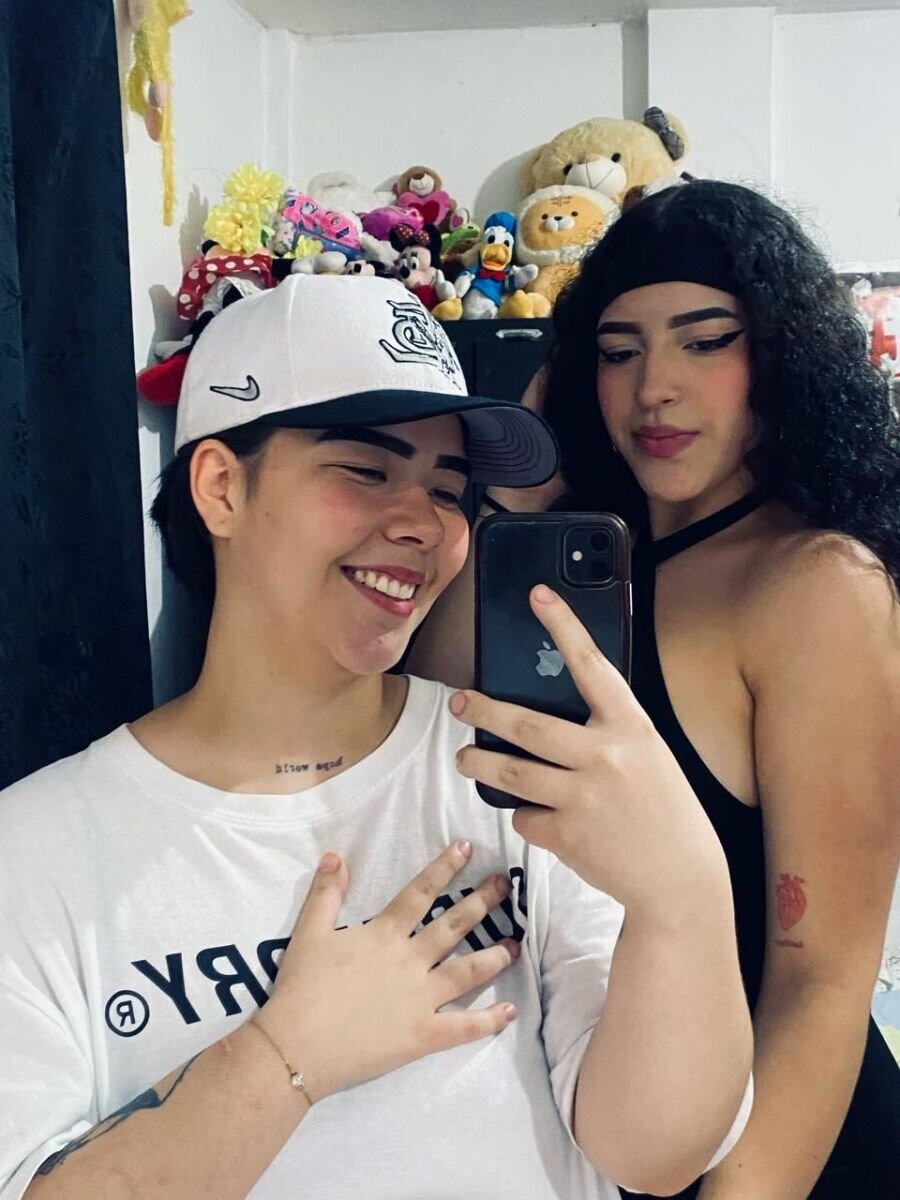 mega_and_mia