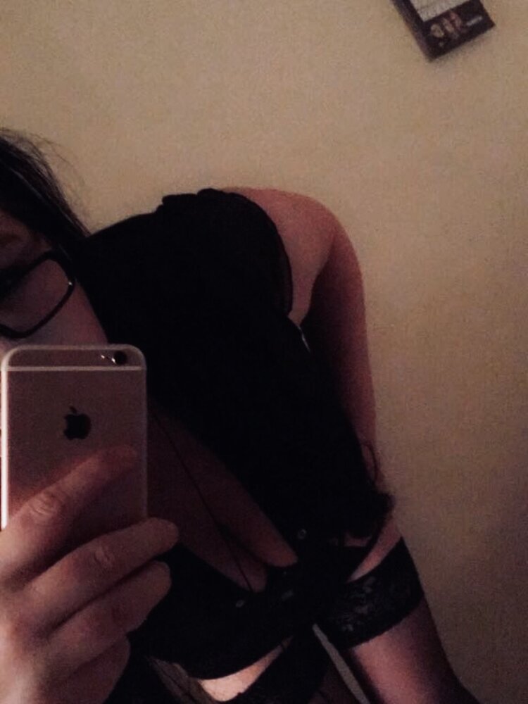 littleminx92's Offline XXX Chat