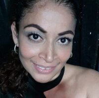Samantha_Milf1's Offline XXX Chat