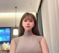 xinxin001--'s Offline XXX Chat